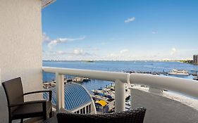 Doubletree By Hilton Grand Hotel Biscayne Bay